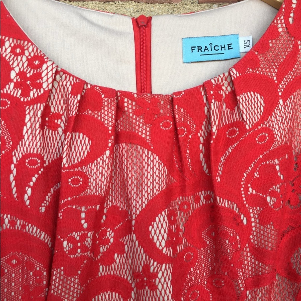 Fraiche Red Lace Sleeveless Dress - Picture 2 of 6